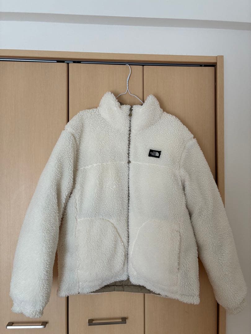 ノースフェイス ビーベターオンボールリバーシブルフリースジャケット M