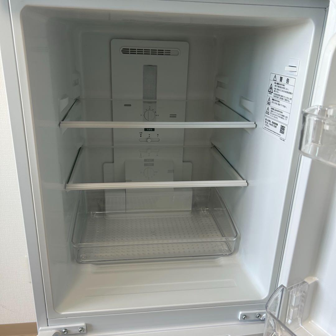 【美品】SHARP 冷蔵庫 152L どっちでも付け替えドア SJ-D15G-W