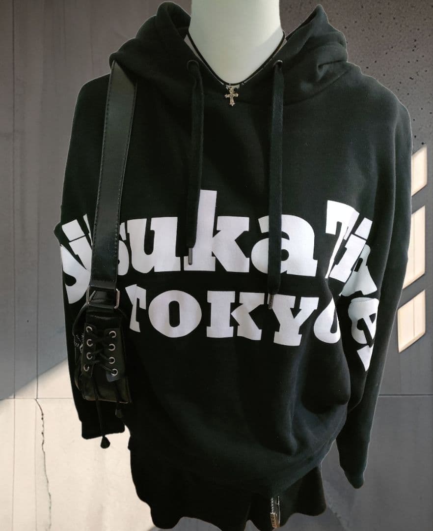 オニツカタイガー onitsuka tiger 山Ｐ着用 パーカー 非売品