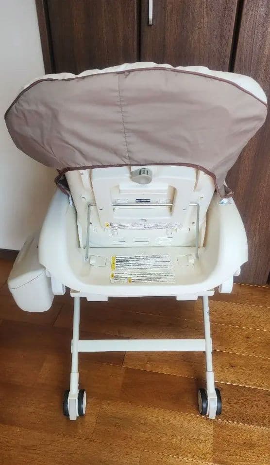 【美品】コンビ ネムリラ AUTO SWING オートスウィング Combi