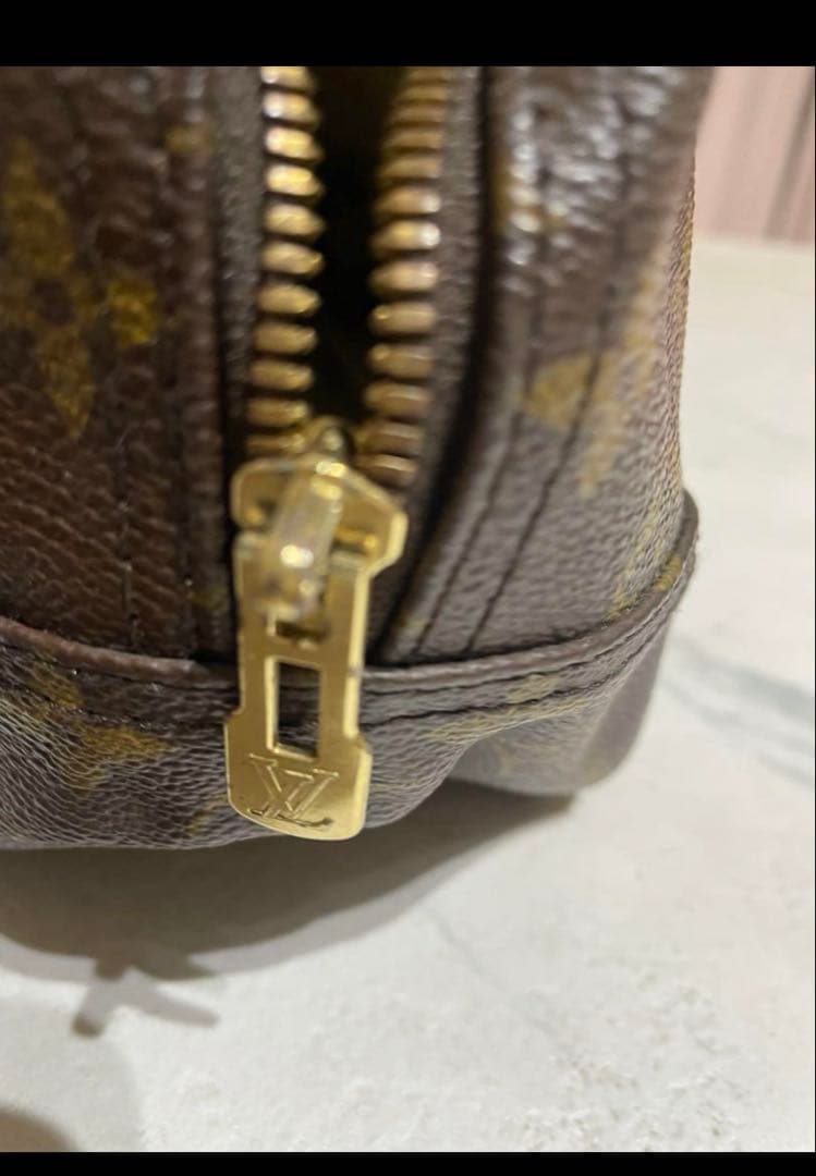 Louis Vuitton ルイ・ヴィトン　モノグラムバッグ　ドーヴィル