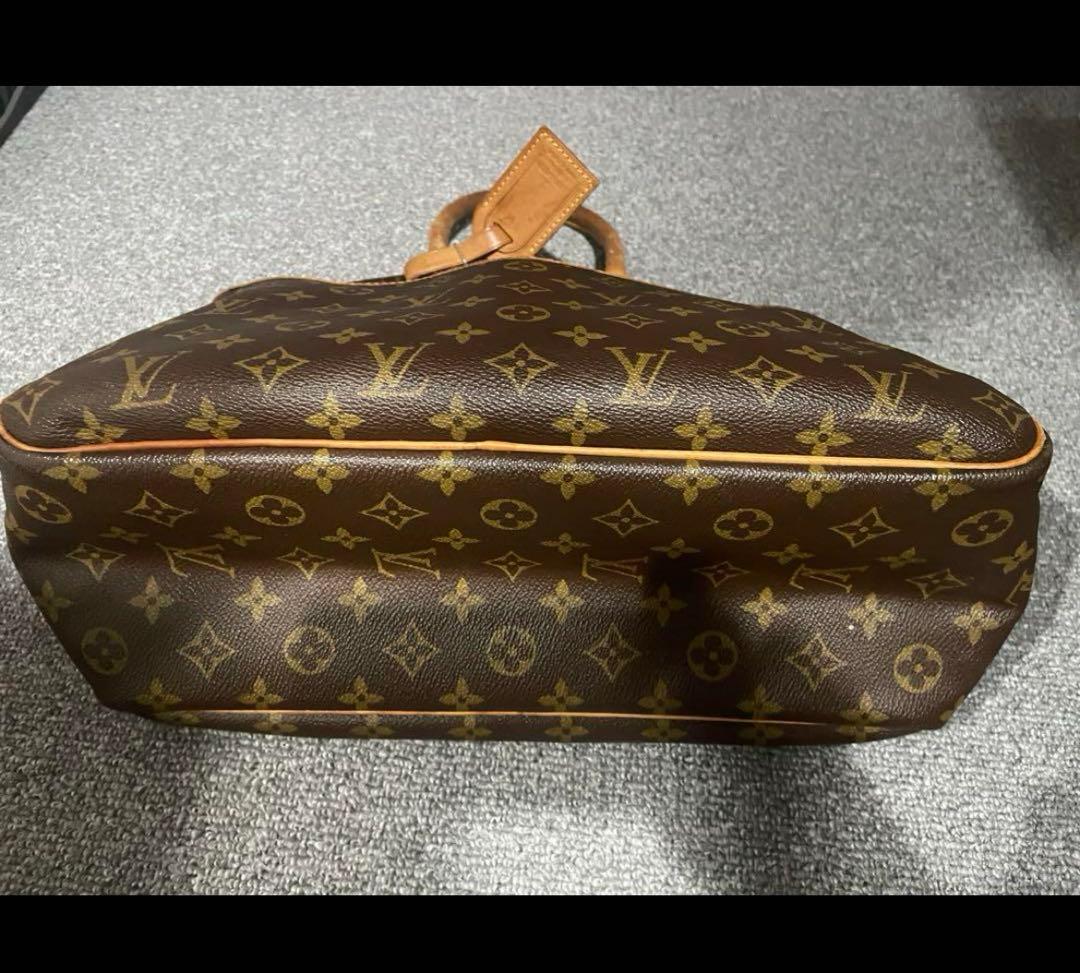 Louis Vuitton ルイ・ヴィトン　モノグラムバッグ　ドーヴィル