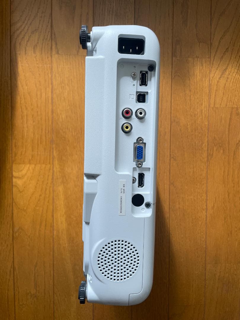 【美品】EPSON EB-WO5