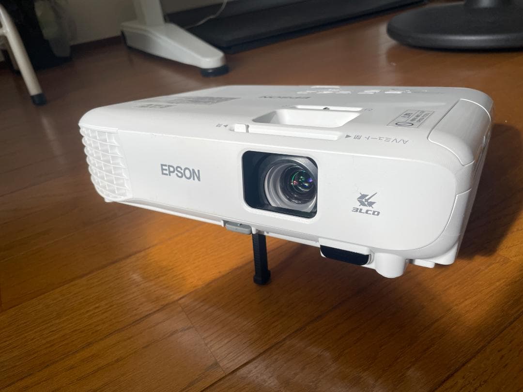【美品】EPSON EB-WO5