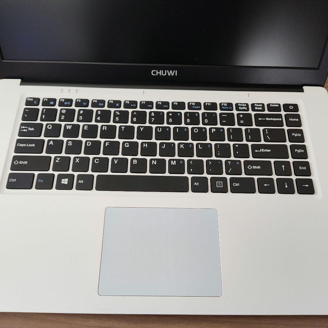 M様　CHUWI LapBook 15.6インチ