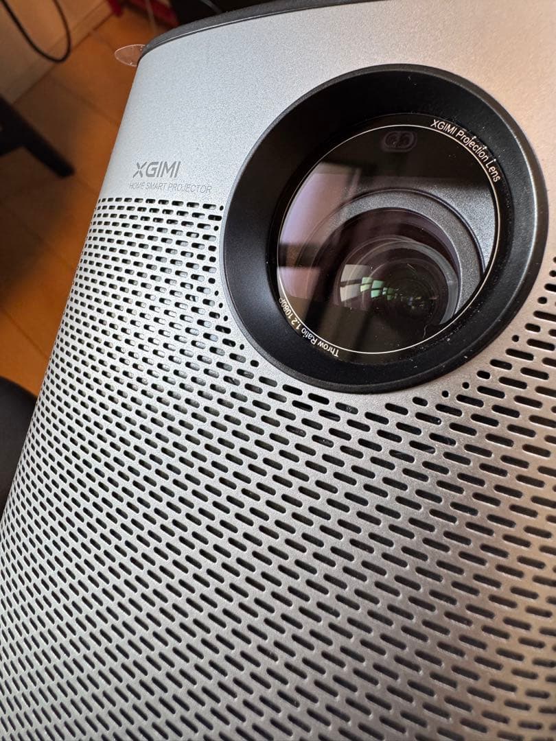 【美品】XGIMI Halo+ 1080P ポータブルプロジェクター