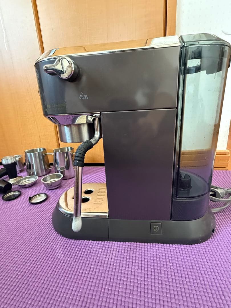 De'Longhi デディカアルテ　エスプレッソマシン ダークグレー
