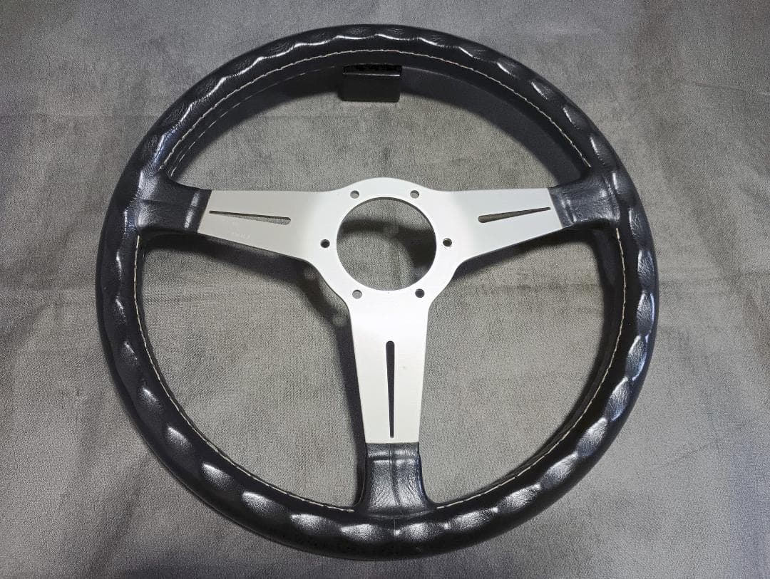 当時物 NARDI ナルディ ステアリング CD83 18-10
