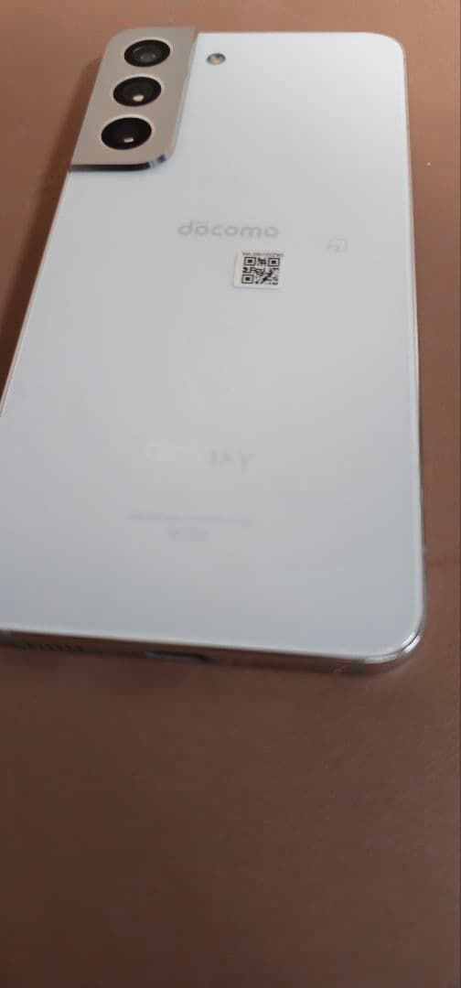 Samsung Galaxy S22 本体 ホワイト docomo