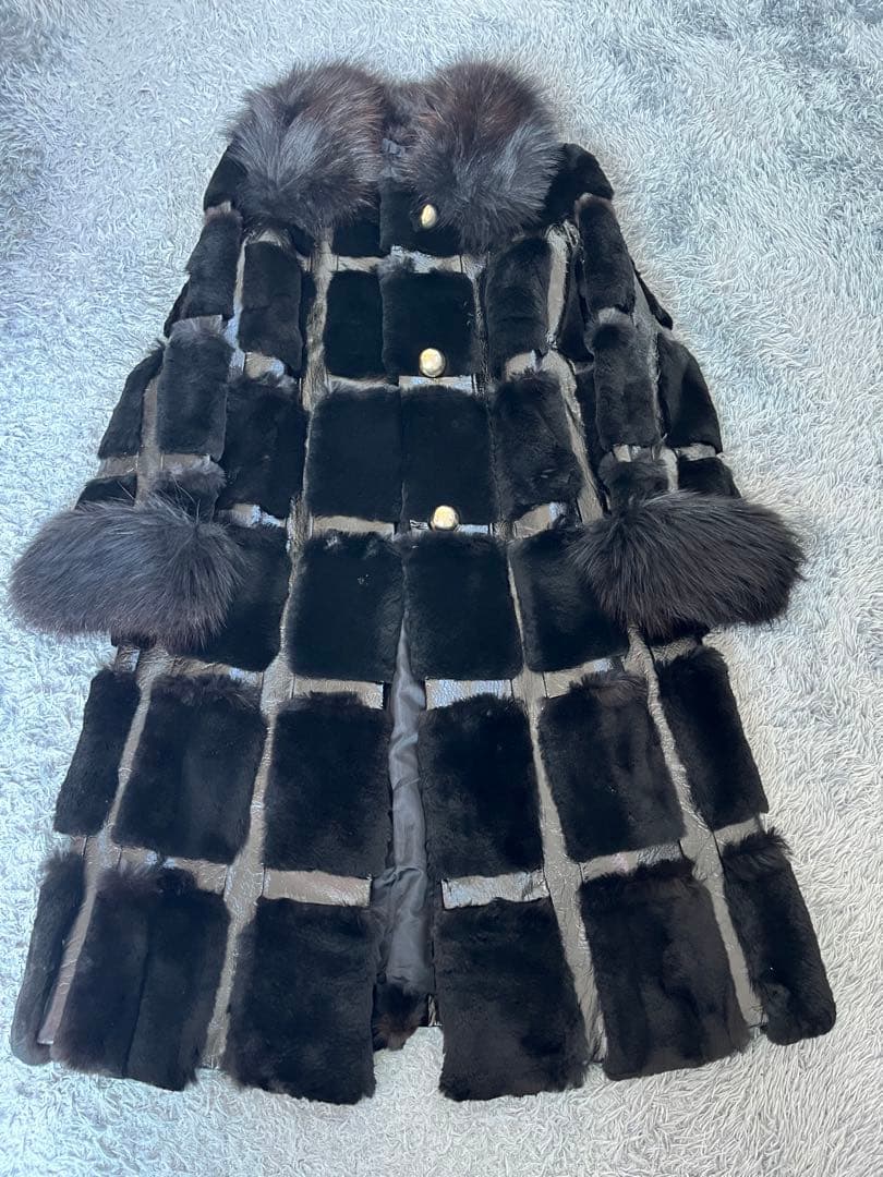 激レア　シェアードミンク　エナメルレザー　パッチワーク　金釦　ロングコート
