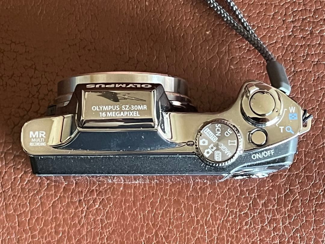 ＯＬＹＭＰＵＳ　デジタルカメラ　ＳＺ－３０ＭＲ　２４倍ズーム　オリンパス