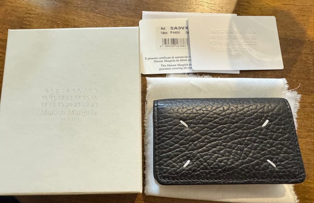 Maison Margiela ブラック　メゾンマルジェラ　名刺入れカードケース