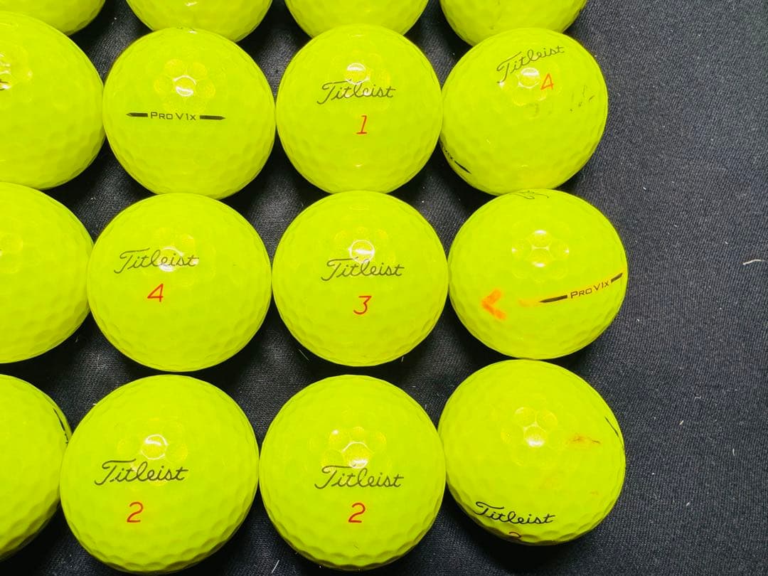 最新 タイトリストPRO V1X 2025年モデル 30個　　イエロー