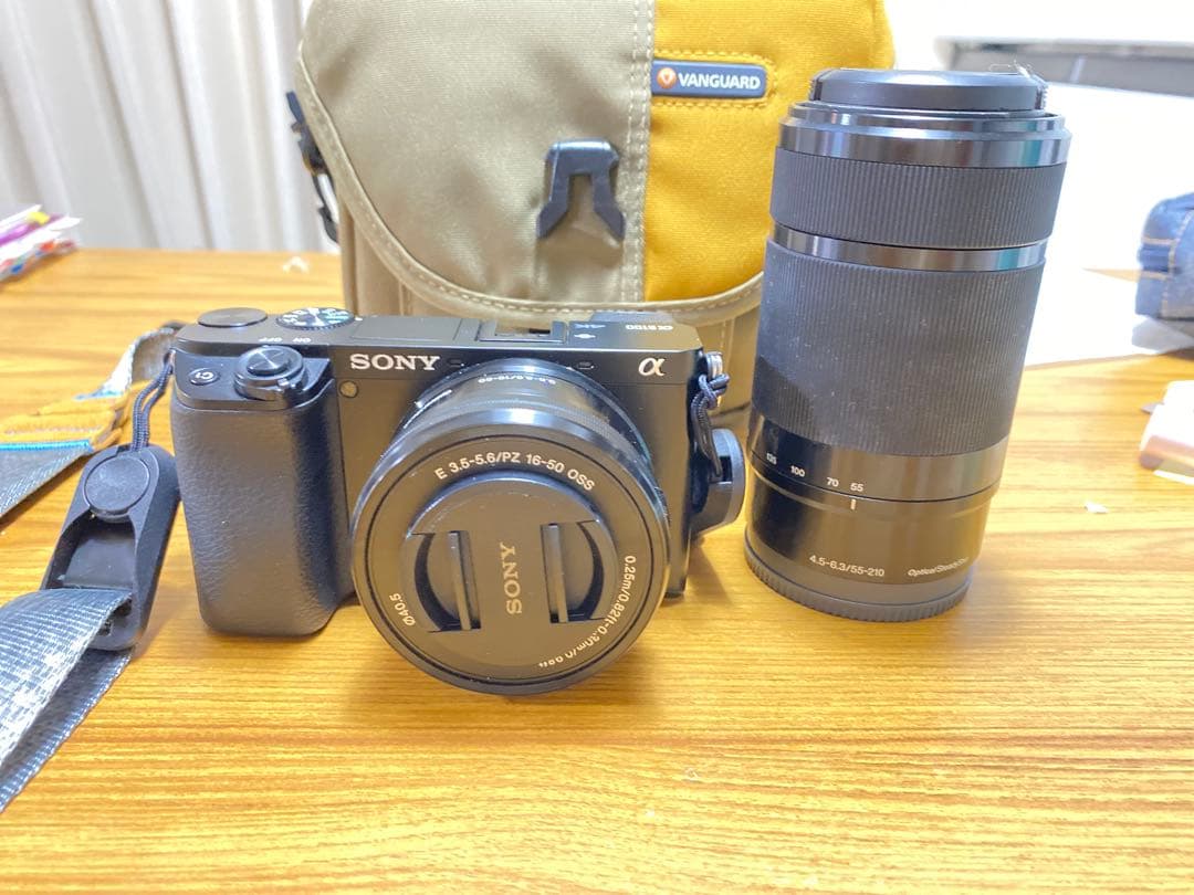 デジタルカメラ Sony Alpha a6100 16-50mm