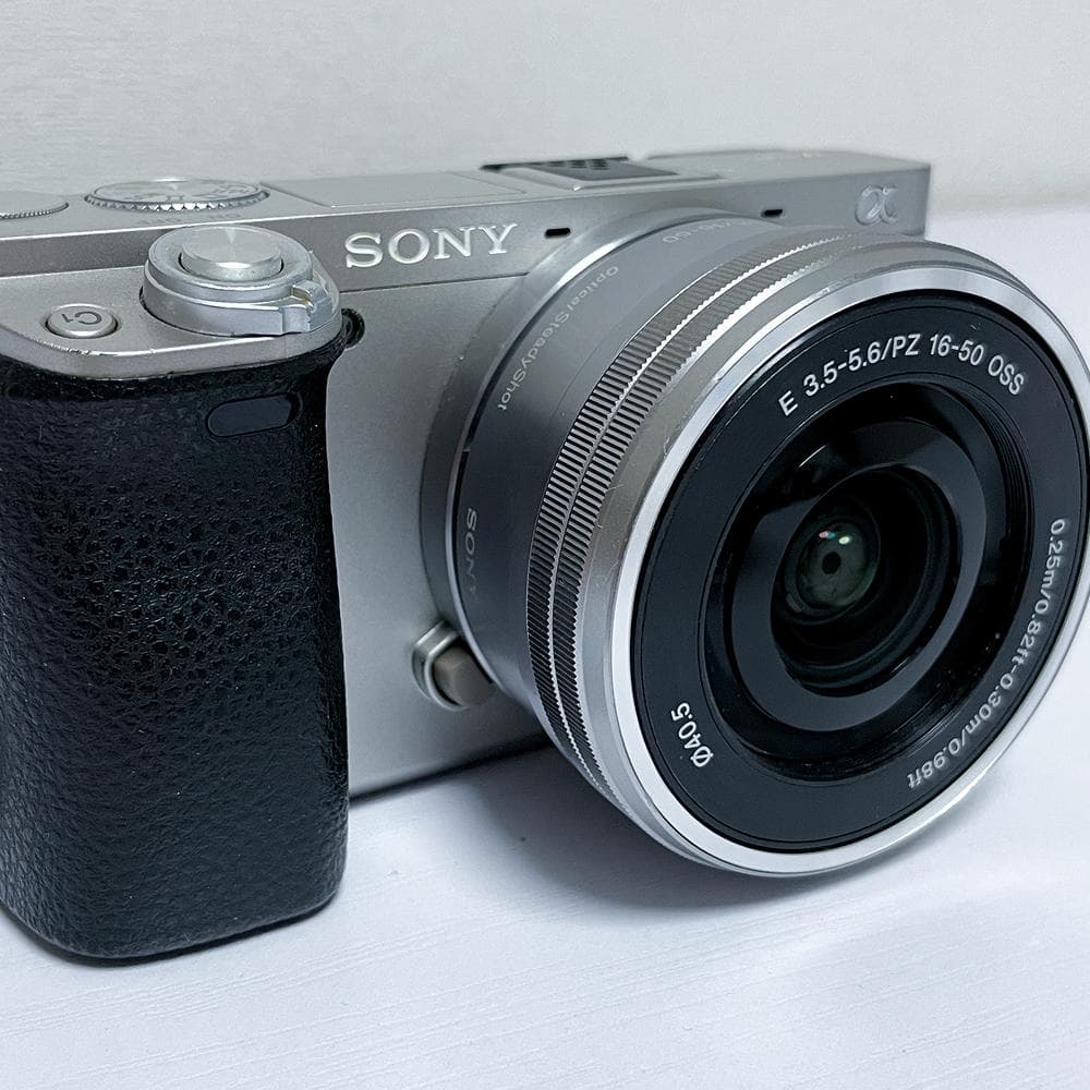 SONY α6000 ダブルズームレンズキット & レンズ+2個