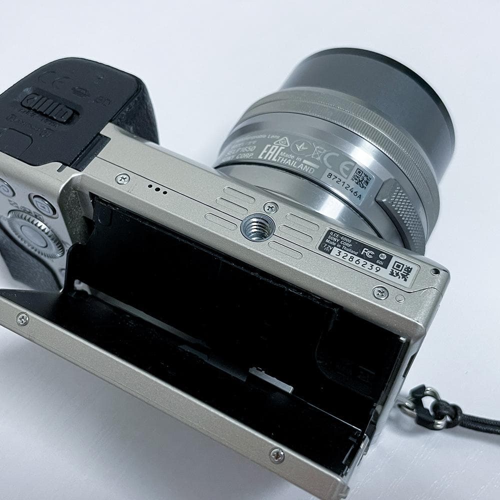 SONY α6000 ダブルズームレンズキット & レンズ+2個