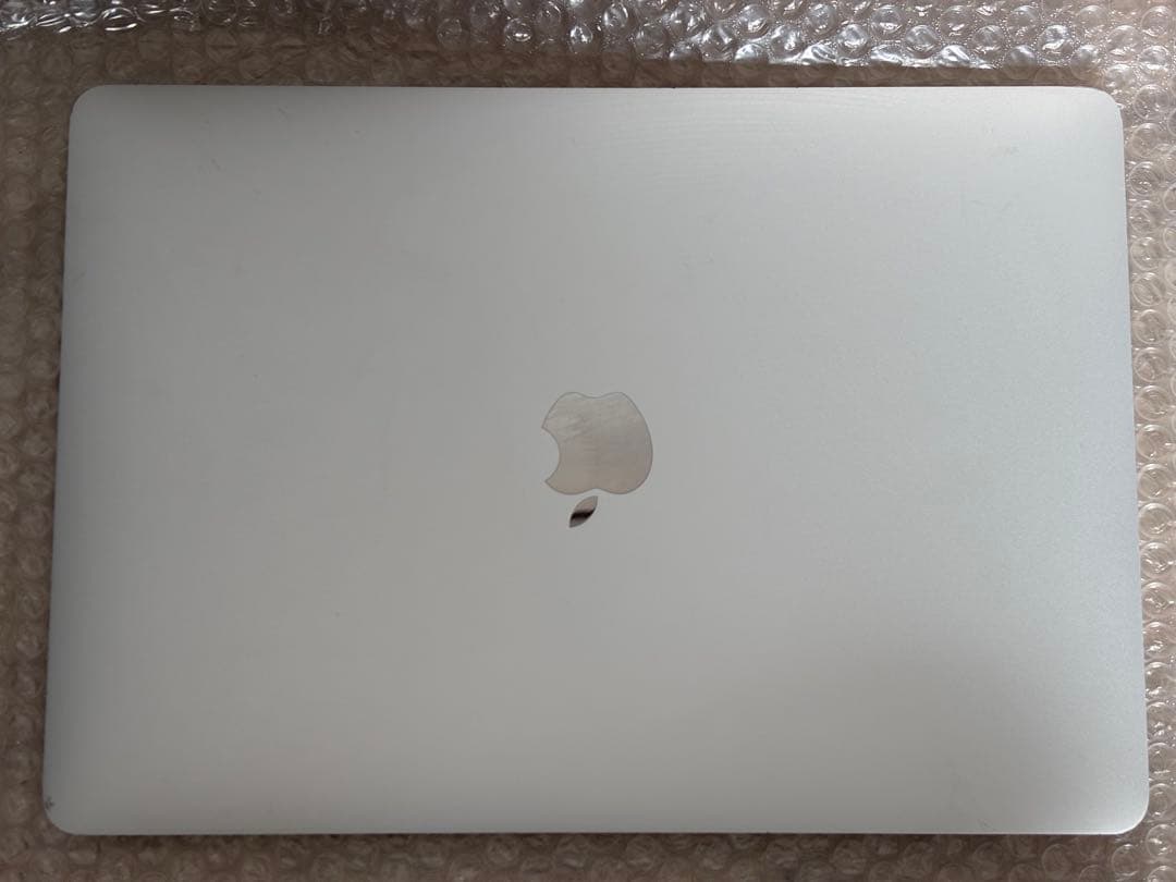 MacBook Pro 13インチ　A1708 128GB Retina
