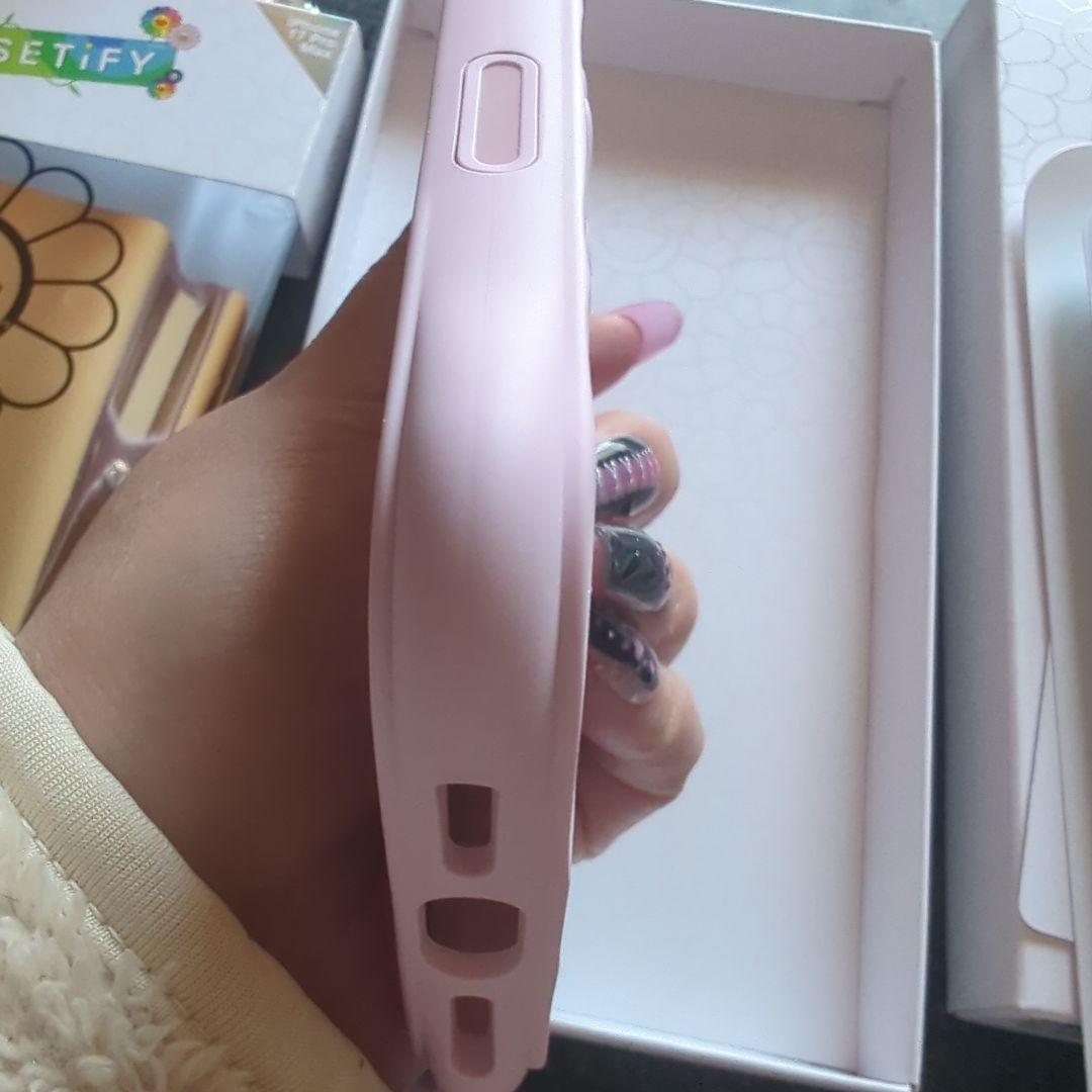 CASSETiFY タカシ・ムラカミフラワーケース iPhone17ProMax