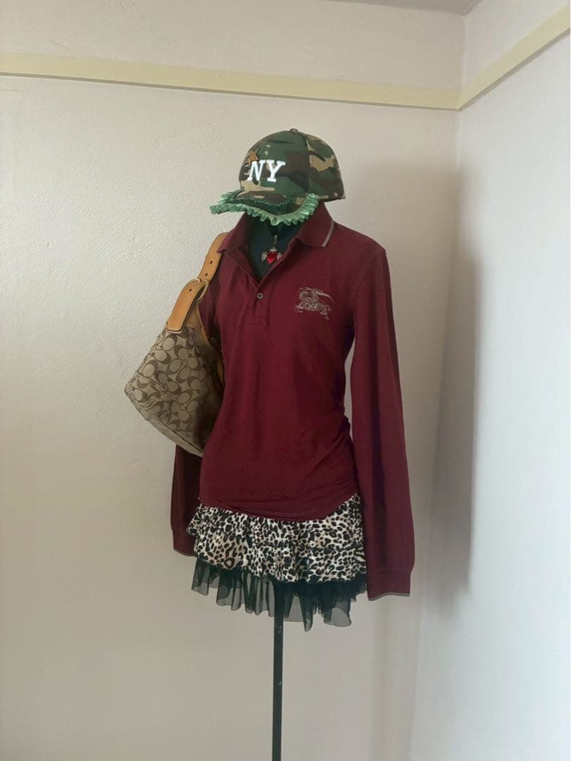 希少Burberryビッグポニー刺繍　y2k平成ギャル英字ボタンぴちポロ　リブ