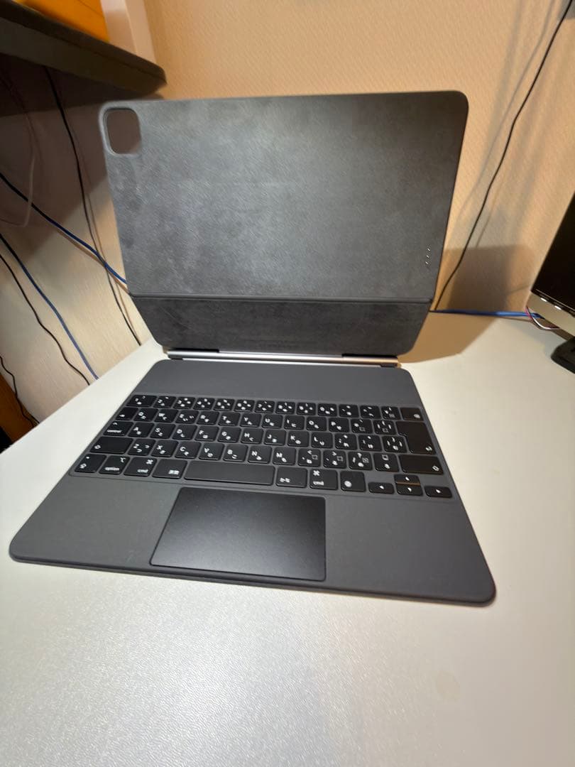 12.9インチipad pro (第6世代)用Magic Keyboard