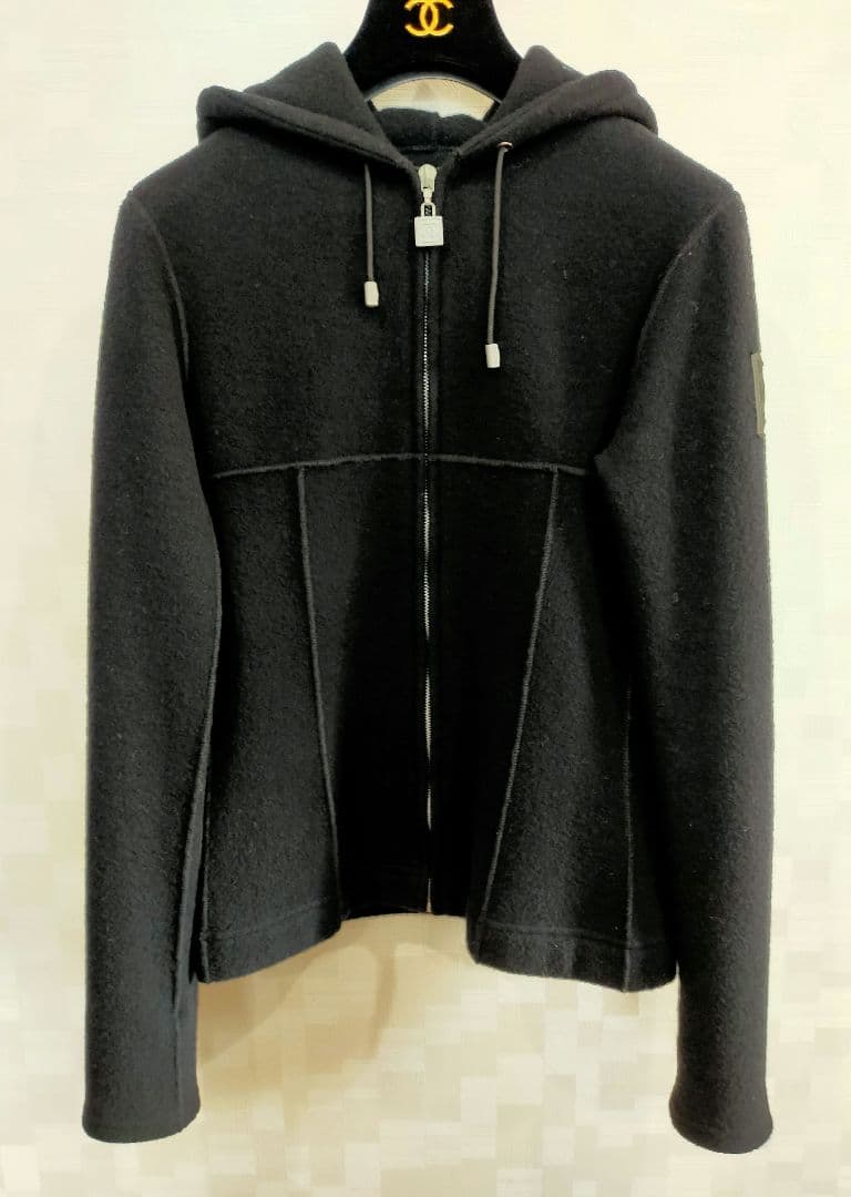 0*1様 CHANNEL　シャネル　レディース　パーカー　フルジップ　ブランド