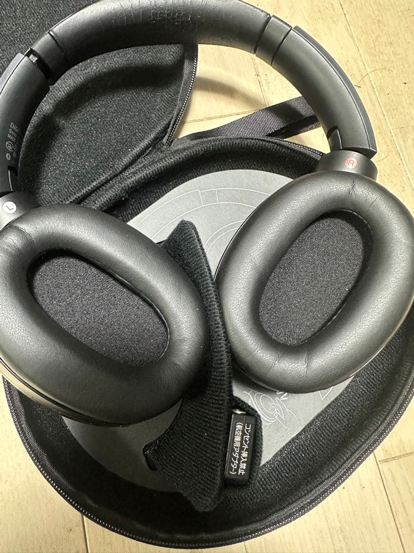 SONY ソニー　ヘッドホン　WH-1000XM2 WH 3 4 5