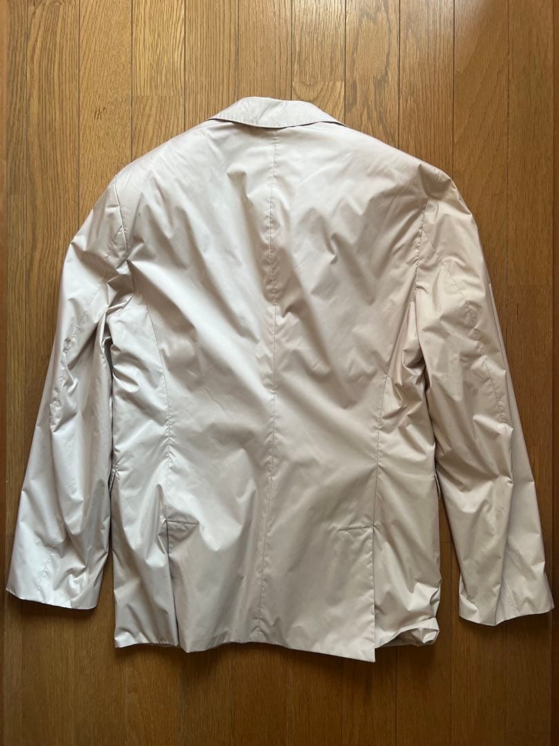 BRUNELLO CUCINELLI ライトベージュ　ナイロンジャケット薄中綿M