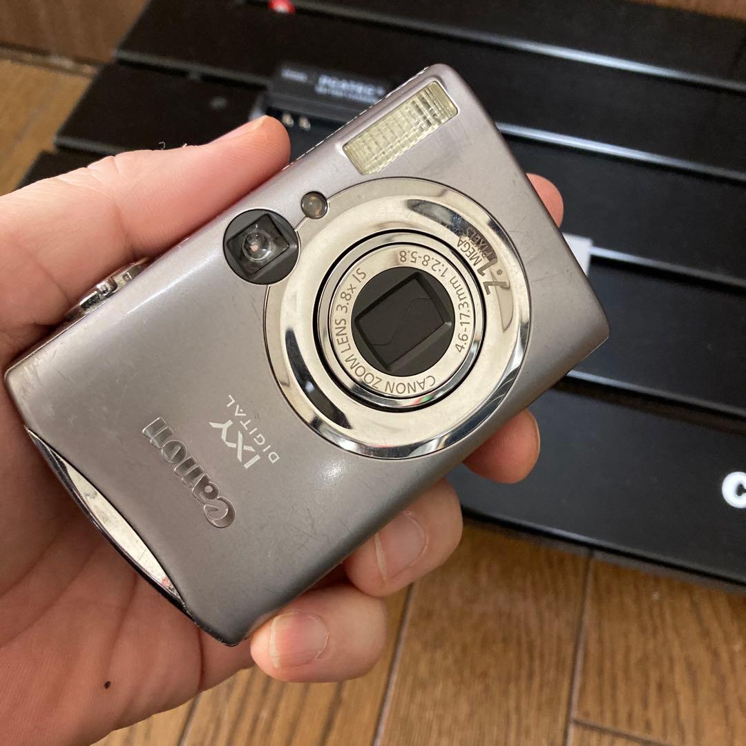 名機　Canon IXY Digital 900IS コンパクトカメラ