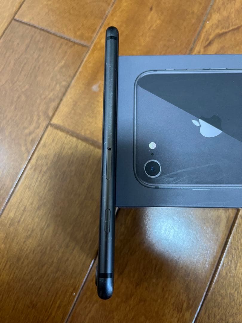 Apple iPhone 8 スペースグレイ 64GB【SIMフリー】