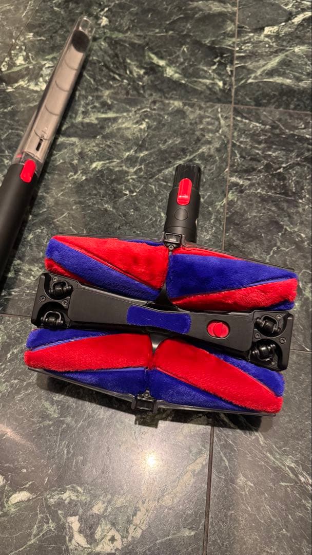 掃除機・クリーナー Dyson Pencilvac Fluffycones SV50 FC