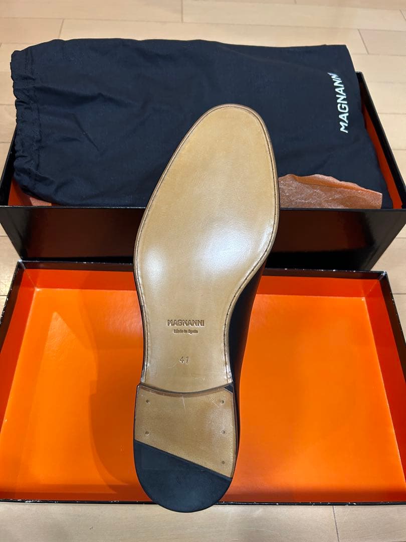 ♡ MAGNANNI 42 ブラック タッセルローファー♡