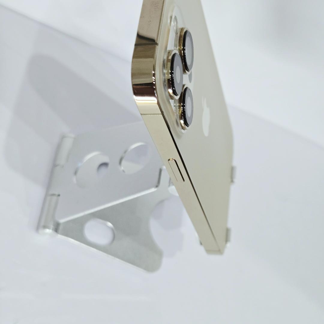 02 iPhone13Pro ゴールド SIMフリー