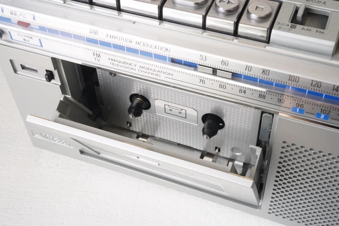 Victor 小型ラジカセ 動作品 カセットテープ・ラジオ可 昭和レトロ 美品