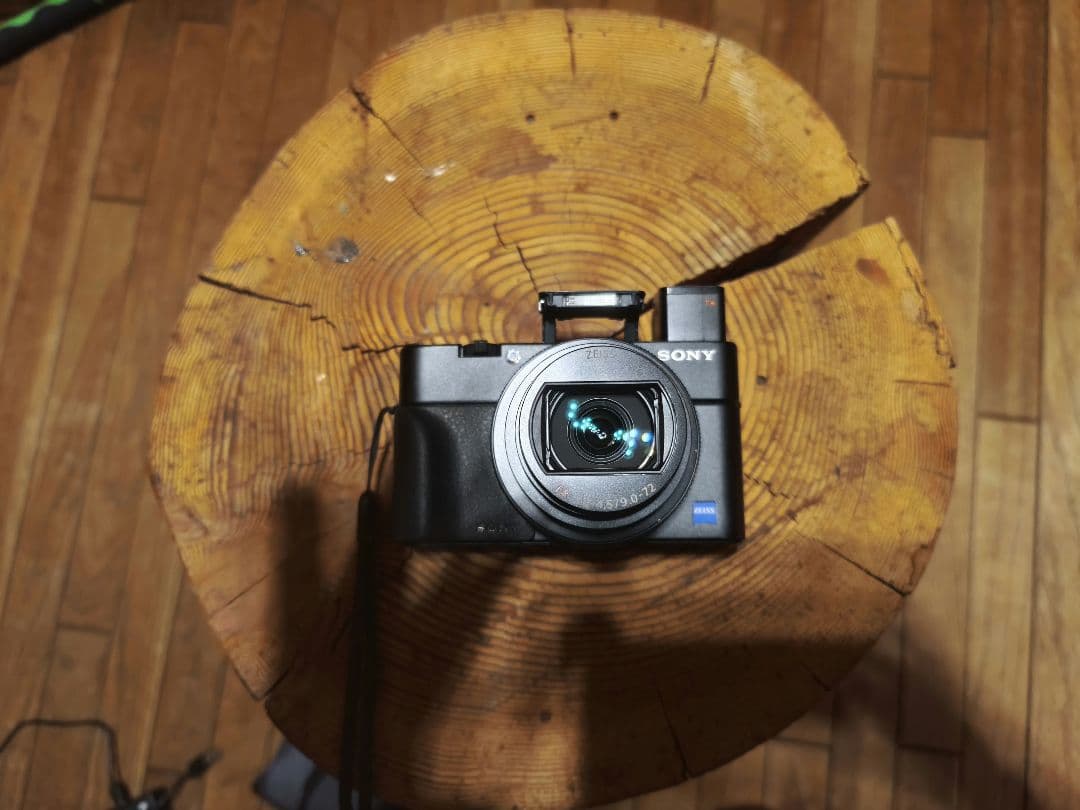 デジタルカメラ SONY DSC-RX100M7