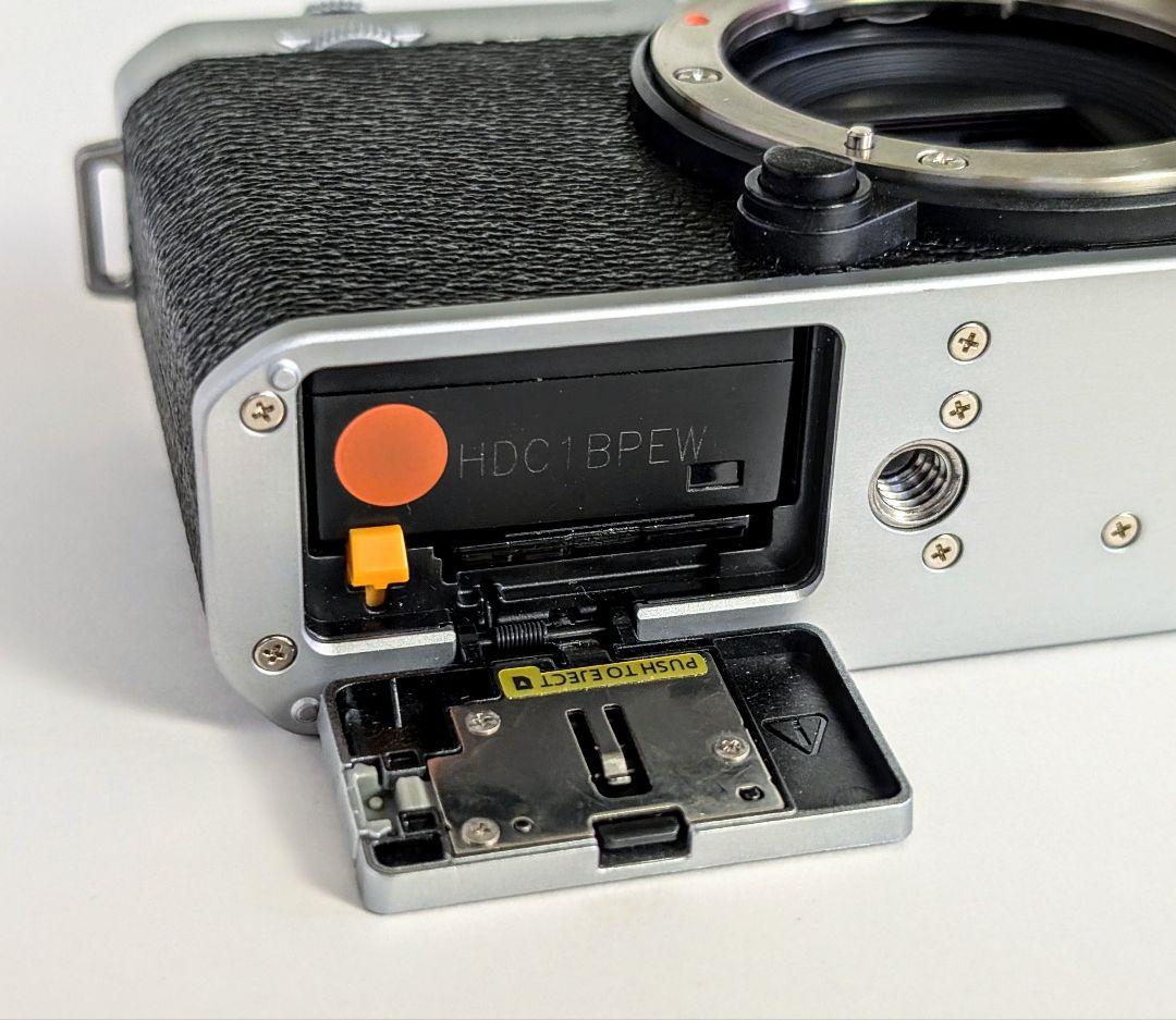 FUJIFILM X-E4 ミラーレスデジタルカメラ レンズキット シルバー