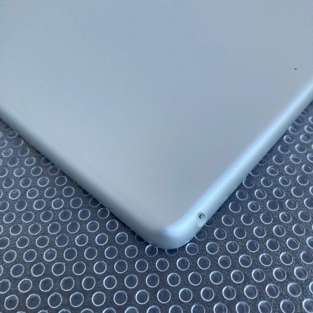3562【早い者勝ち】美品☆iPad8 第8世代 32GB WIFIモデル☆