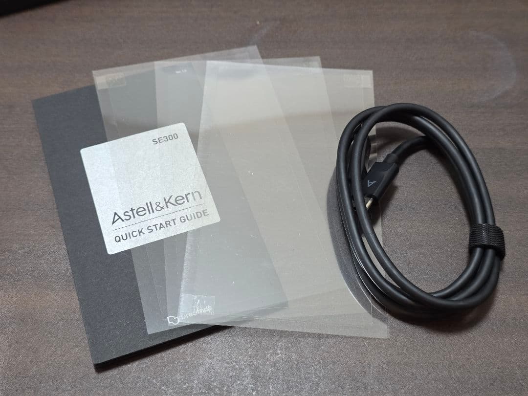 Astell&kern A&futura SE300 +純正レザーケース