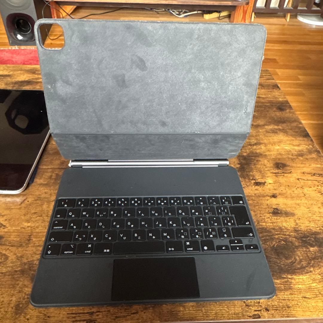 iPad Pro 12.9インチ第4世代 512GB Magickeyboard