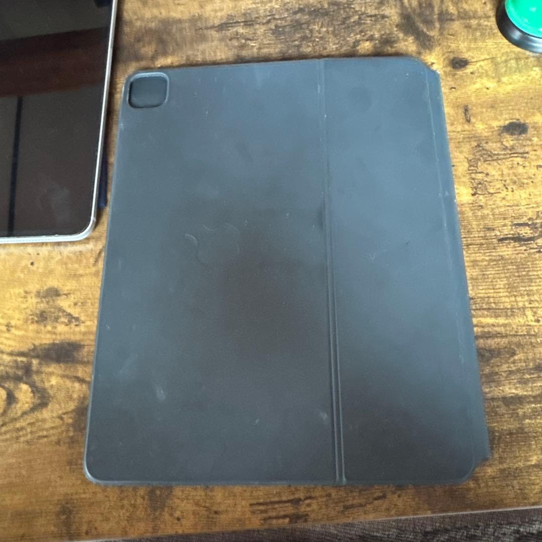 iPad Pro 12.9インチ第4世代 512GB Magickeyboard