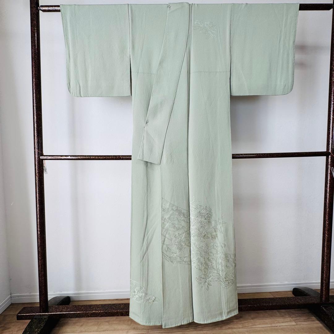 超美品　正絹　現代　広襟　訪問着　付け下げ　着物　160裄64 縮緬　汕頭刺繍