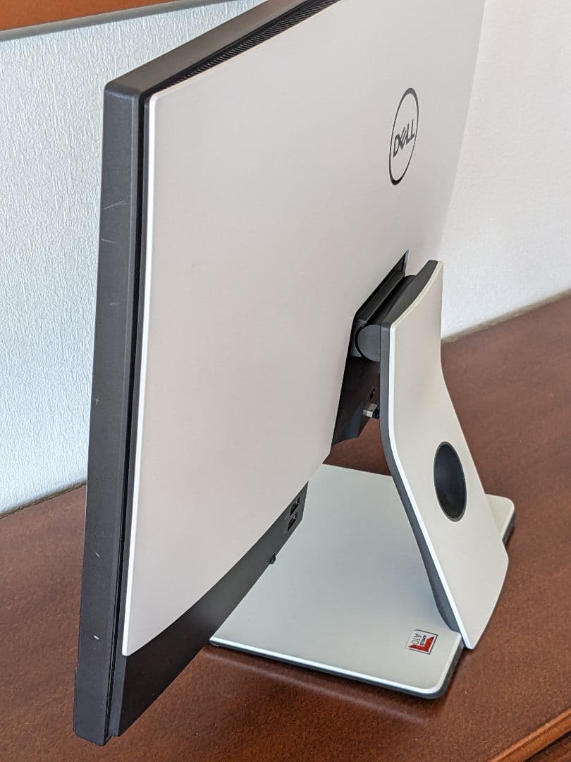 DELL 一体型PC Inspiron 24 5475 デスクトップ 2017年