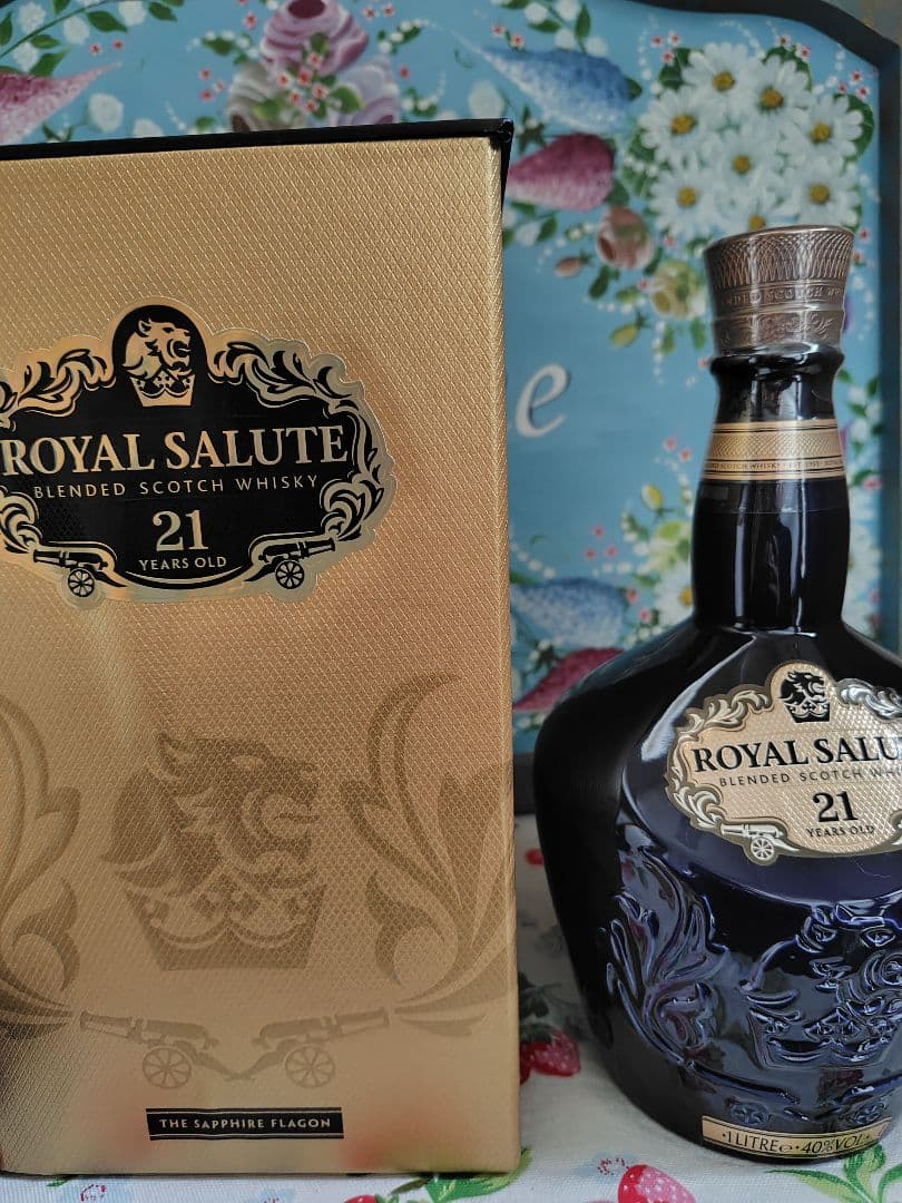 1000ml シーバスリーガル　ローヤルサルート ２１年 シグネチャー　ブレンド