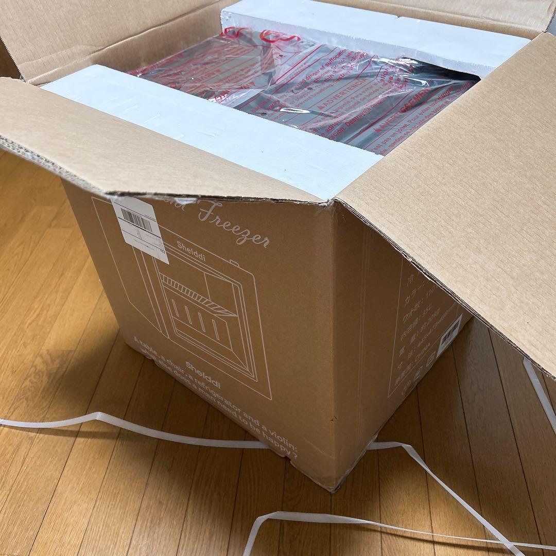【大特価】Shelddi ミニ冷凍庫 35L 透明ガラスドア SGF-035