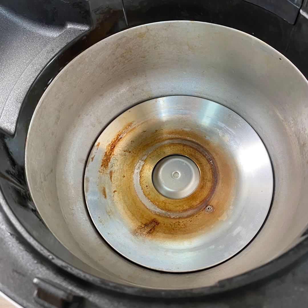 シャープ　KN-HW16E-W　2019年製　ヘルシオ　水なし自動調理鍋　白