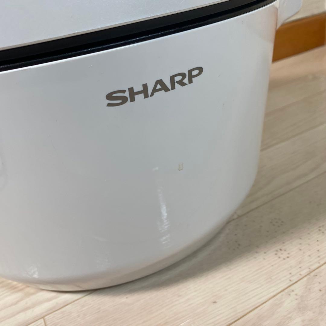 シャープ　KN-HW16E-W　2019年製　ヘルシオ　水なし自動調理鍋　白