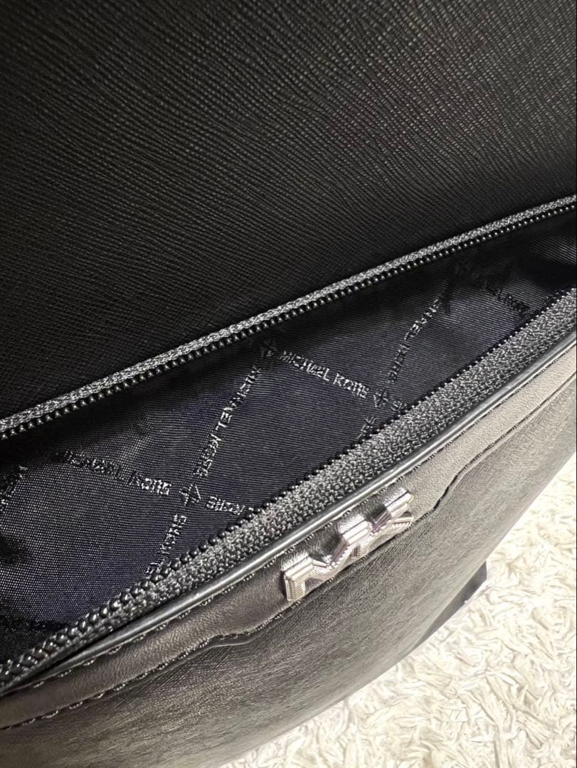 極美品　マイケルコース リュック バックパック ブラック レザー