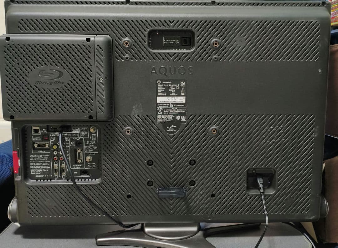 SHARP AQUOS 32インチ 液晶テレビ
