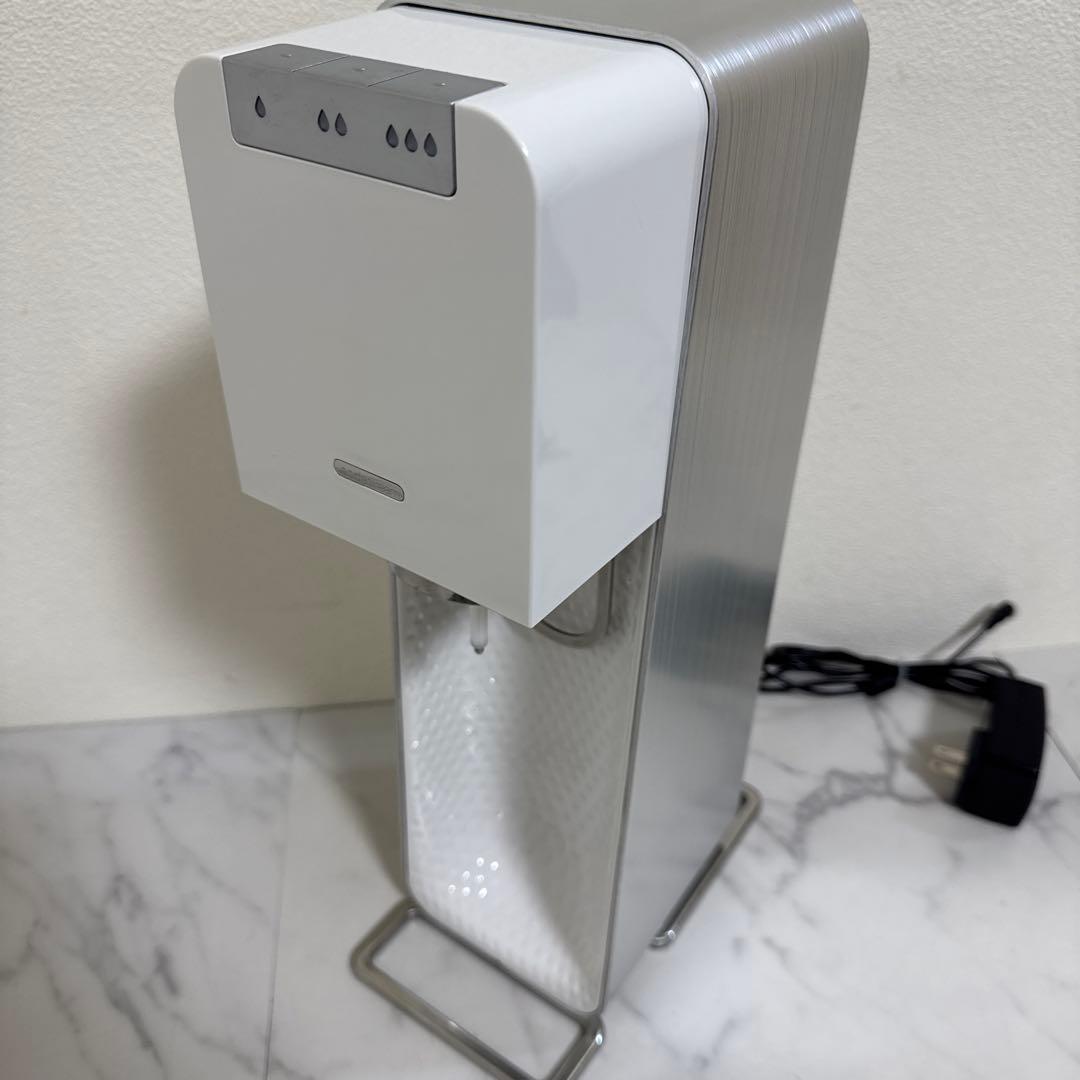 美品ソーダストリーム SOURCE Power ホワイト ガスシリンダーオマケ