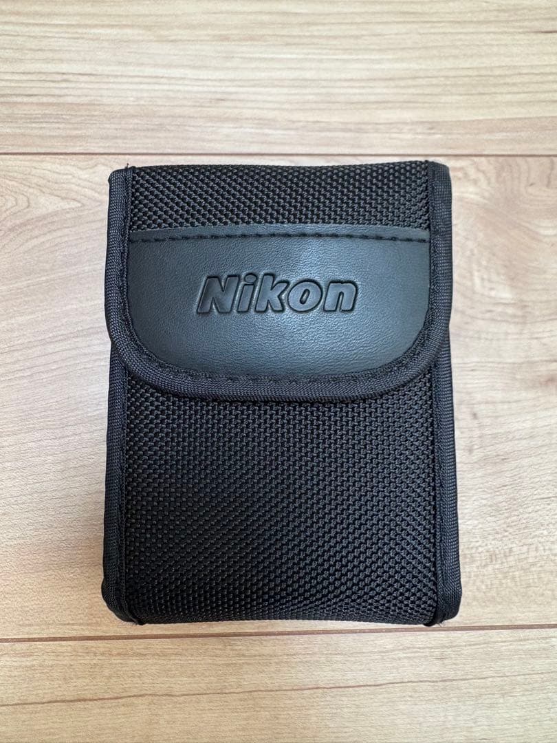 Nikon COOL SHOT PRO STABILIZED デニムカバー付き