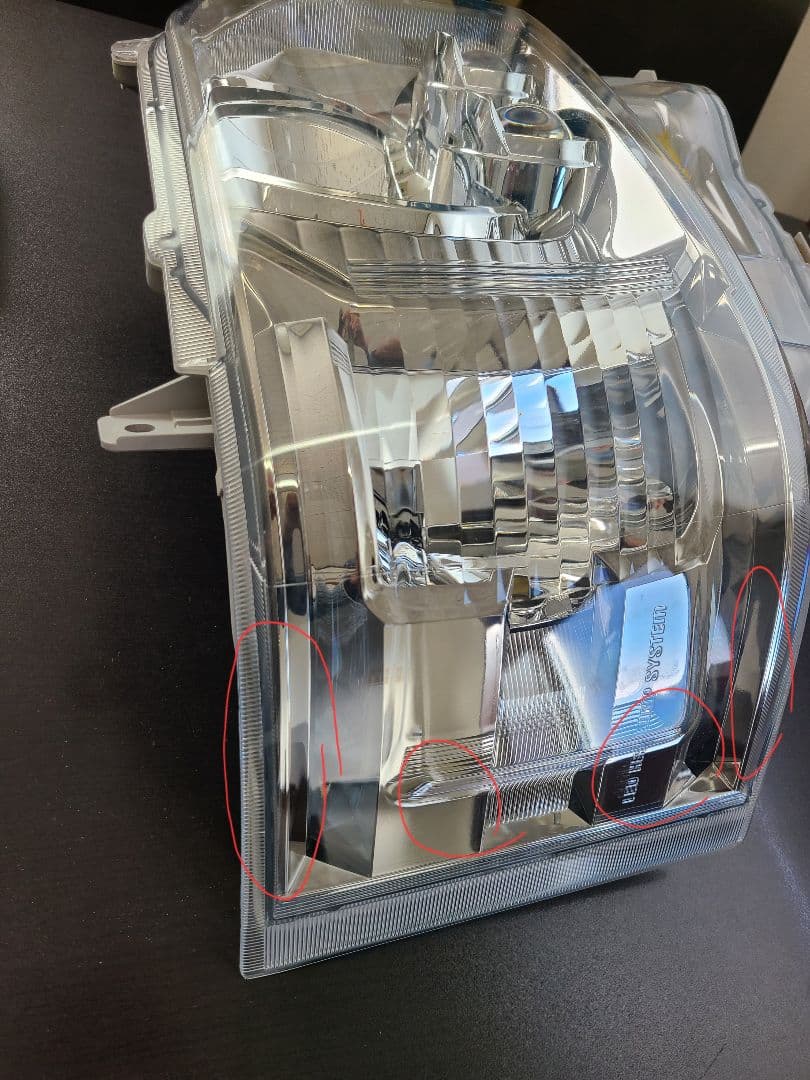 ハイエース　純正LED ヘッドライト 右側